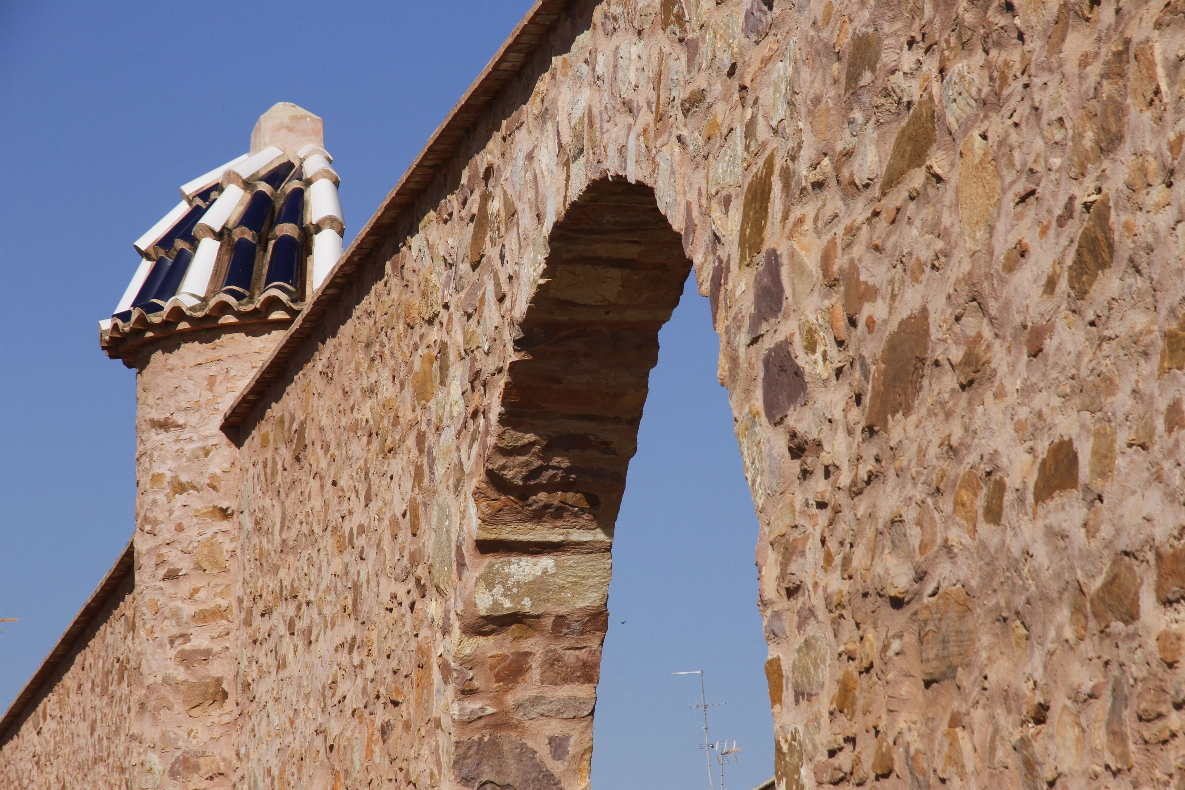 Muralla del jardín botánico